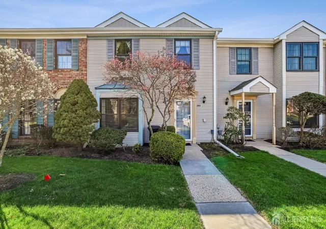 1st image of 293 Bromley Pl, East Brunswick, NJ 08816 | MLS# 2700499R