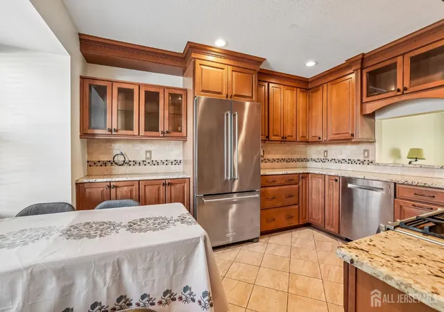 4th image of 293 Bromley Pl, East Brunswick, NJ 08816 | MLS# 2700499R