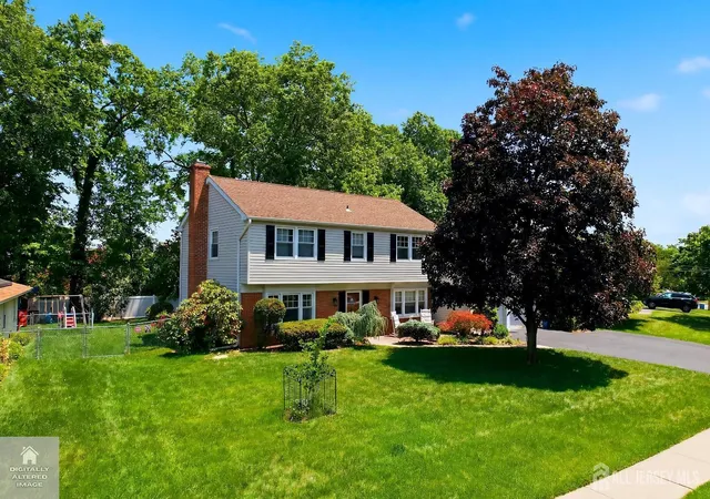 Homes for sale in Franklin, NJ | 13 Abbott Rd, Franklin, NJ 08873 | MLS# 2617832R