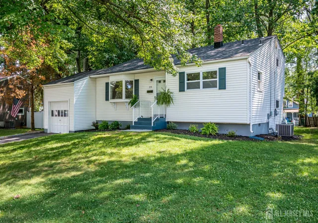 Photo 3 of Single family home for sale at 23 Nancy Cir, Edison, NJ 08817 | MLS# 2701910R | Listing updated on 2026-09-09