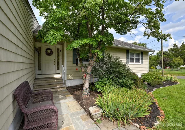 Photo 3 of Single family home for sale at 29 1st Street, Somerset, NJ 08873 | MLS# 2702189R | Listing updated on 2026-08-29