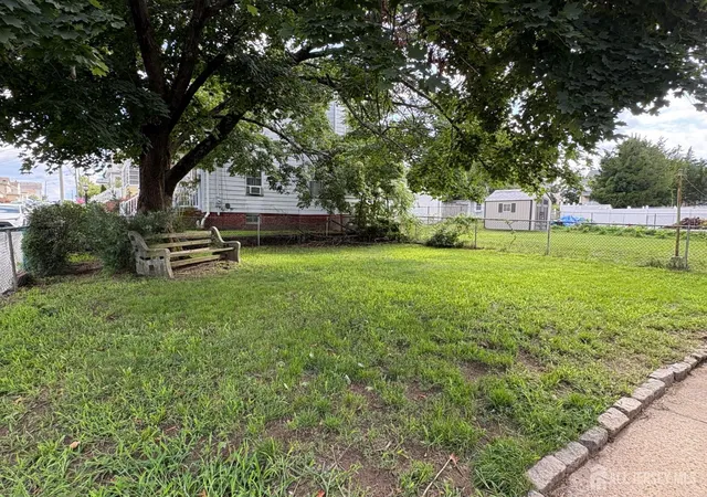 3rd image of 52 Dane St, Sayreville, NJ 08872 | MLS# 2701744R