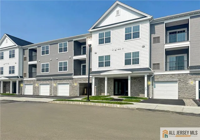 Homes for sale in Monroe, NJ | 29101 Radford Ct, Monroe, NJ 08831 | MLS# 2661549M