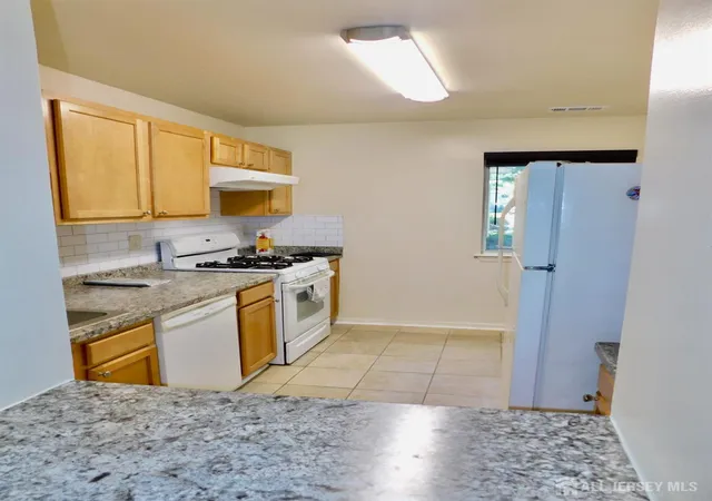Photo 4 of Condo for sale at 66 Chatham Ct, East Windsor, NJ 08520 | MLS# 2701204R | Listing updated on 2026-09-17