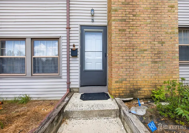 2nd image of 3 Rebecca Ct, Old Bridge, NJ 08857 | MLS# 2701933R
