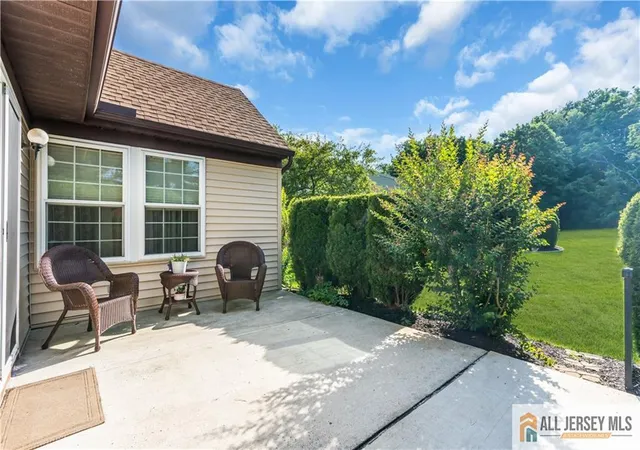 31st image of 13 Betsy Ross Dr, Monroe Township, NJ 08831 | MLS# 2770022M