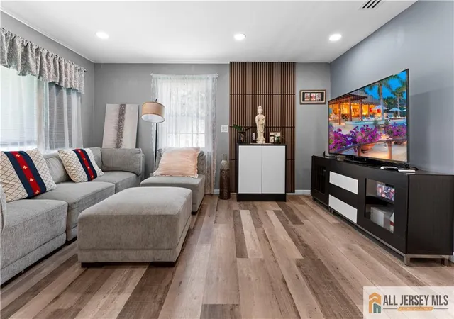 Photo 3 of Single family home for sale at 4 Burnham Rd, East Brunswick, NJ 08816 | MLS# 2661390M | Listing updated on 2026-03-17