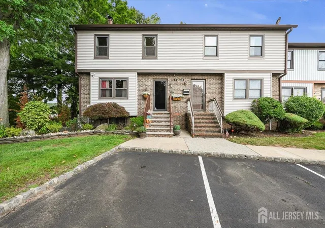 image of 27 Highview Dr, Woodbridge, NJ 07095 | MLS# 2701703R