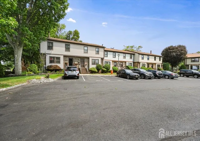27th image of 27 Highview Dr, Woodbridge, NJ 07095 | MLS# 2701703R