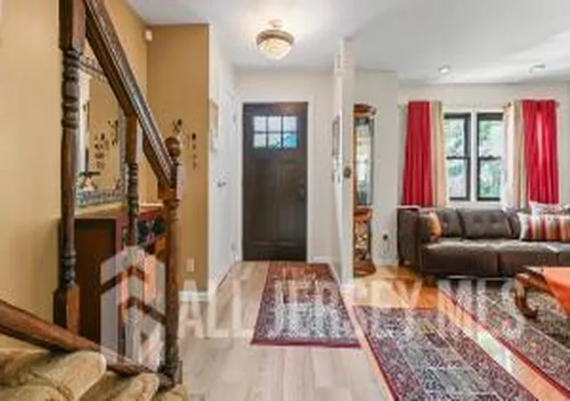 image of 27 Highview Dr, Woodbridge, NJ 07095 | MLS# 2701703R