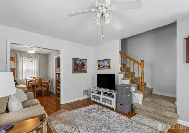 Photo 4 of Single family home for sale at 582 Garden Ave, Woodbridge Proper, NJ 07095 | MLS# 2702799R | Listing updated on 2026-08-21
