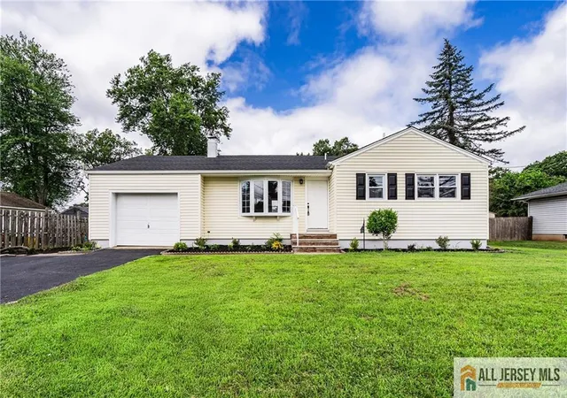 Photo 1 of Single family home for sale at 366 Muriel Ave, Piscataway, NJ 08854 | MLS# 2660085M | Listing updated on 2025-08-07