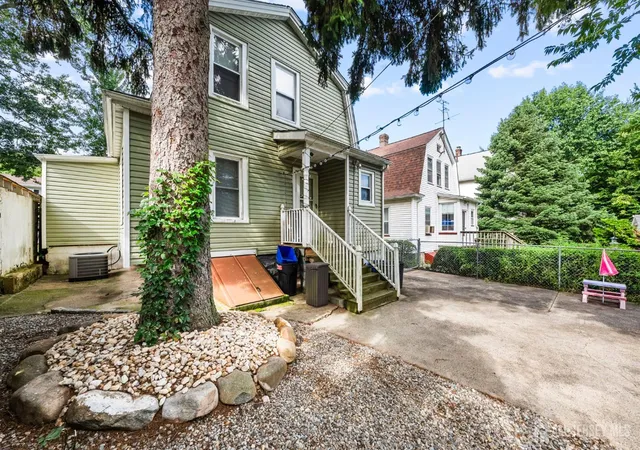 Photo 3 of Single family home for sale at 13 Baldwin St, New Brunswick, NJ 08901 | MLS# 2703380R | Listing updated on 2026-09-17