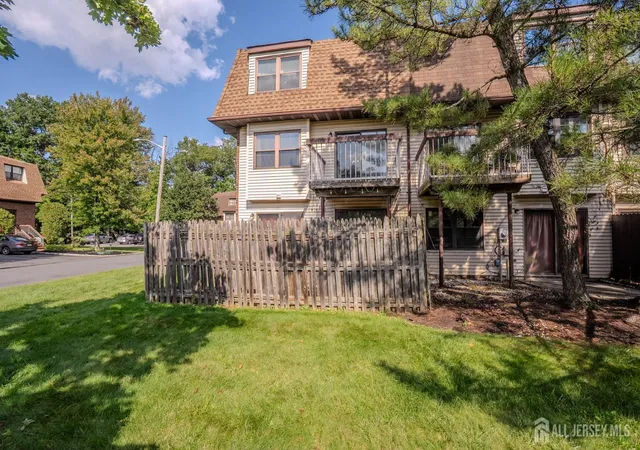 39th image of 6005 N Oaks Blvd, North Brunswick, NJ 08902 | MLS# 2703459R
