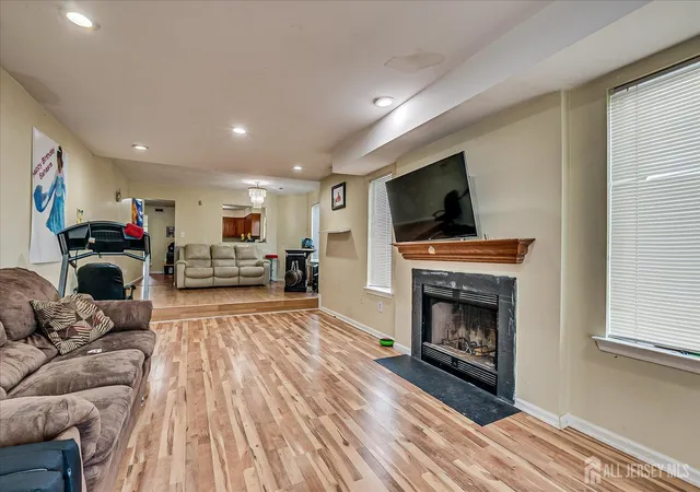 4th image of 1702 Amanda Ct, Piscataway, NJ 08854 | MLS# 2617487R