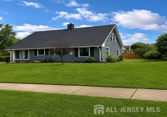 2nd image of 5 Barker Ln, Willingboro, NJ 08046 | MLS# 2700311R