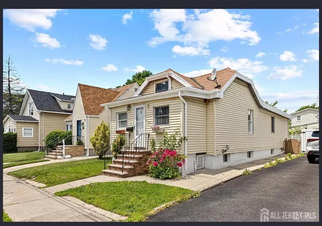 2nd image of 258 Randolph St, Carteret, NJ 07008 | MLS# 2616857R