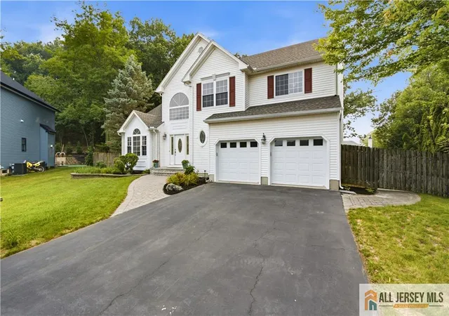 2nd image of 2 Continental Ct, South River, NJ 08882 | MLS# 2770017M