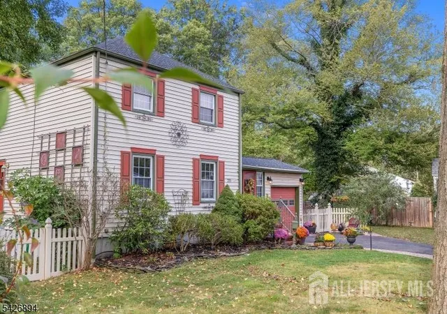 Photo 2 of Single family home for sale at 233 Maple Ave, Dunellen, NJ 08812 | MLS# 2614880R | Listing updated on 2026-05-18