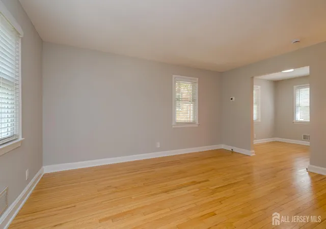 Homes for sale in Metuchen, NJ | 39 Amboy Ave, Metuchen, NJ 08840 | MLS# 2617488R