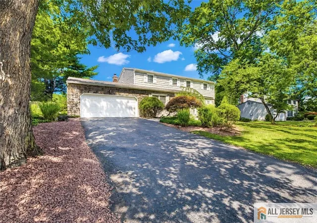 Photo 1 of Single family home for sale at 8 Willis Ct, East Brunswick, NJ 08816 | MLS# 2662401M | Listing updated on 2026-07-01