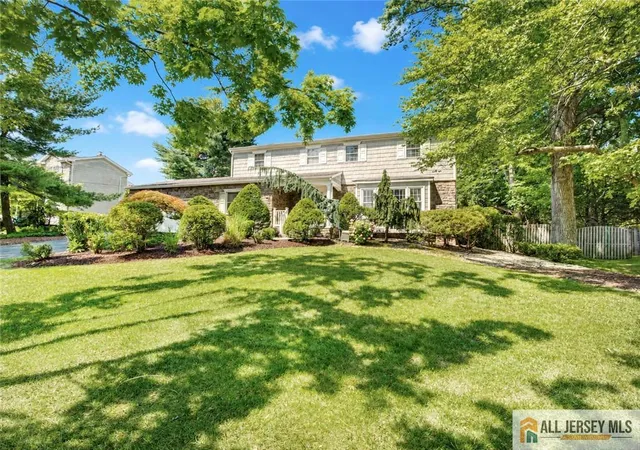 Photo 2 of Single family home for sale at 8 Willis Ct, East Brunswick, NJ 08816 | MLS# 2662401M | Listing updated on 2026-07-01