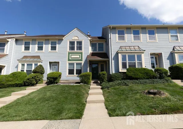 23rd image of 4 Heritage Sq, Sayreville, NJ 08872 | MLS# 2703298R