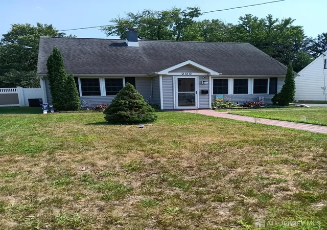 4th image of 209 Eaton Ave, Trenton, NJ 08619 | MLS# 2701609R
