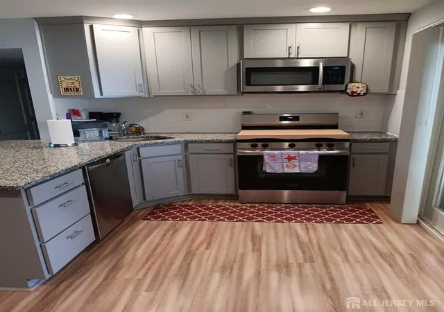 Photo 3 of Single family home for sale at 209 Eaton Ave, Trenton, NJ 08619 | MLS# 2701609R | Listing updated on 2026-09-11