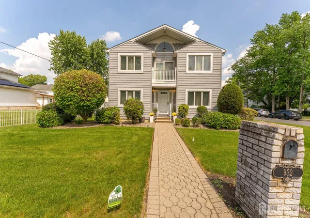 Photo 1 of Single family home for sale at 932 Beatrice Pkwy, Edison, NJ 08820 | MLS# 2703318R | Listing updated on 2026-08-26