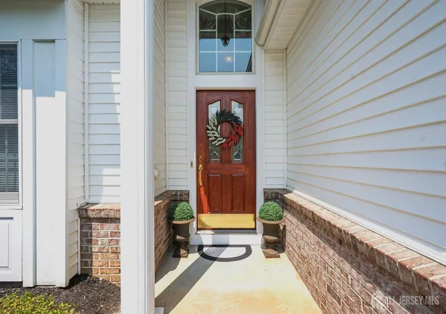 2nd image of 52 Vineyard Ct, Monroe, NJ 08831 | MLS# 2703244R