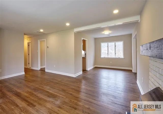 5th image of 312 Matchaponix Rd, Monroe Township, NJ 08831 | MLS# 2661588M