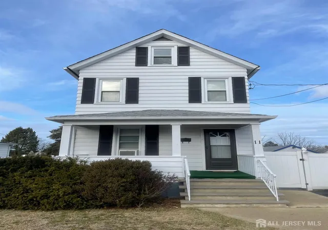 Homes for sale in Sayreville, NJ | 11 Idlewild Ave, Sayreville, NJ 08872 | MLS# 2617599R
