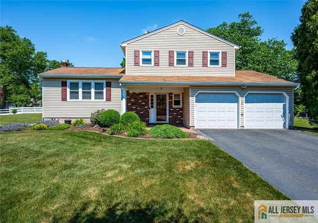 Homes for sale in South Brunswick, NJ | 4 Barbara St, South Brunswick, NJ 08824 | MLS# 2662211M