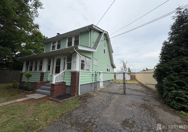 Homes for sale in East Brunswick, NJ | 27 Serviss Ave, East Brunswick, NJ 08816 | MLS# 2617583R