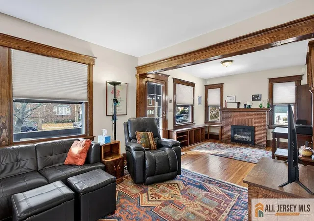 Photo 3 of Single family home for sale at 37 N 7th Avenue, Highland Park, NJ 08904 | MLS# 2660907M | Listing updated on 2025-12-21