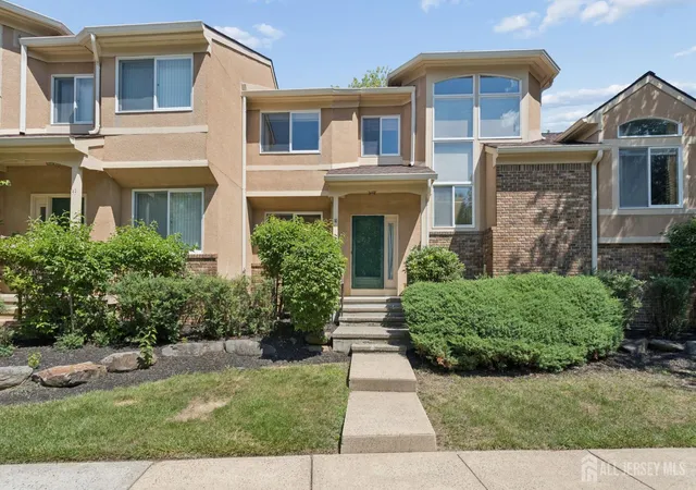 1st image of 41 Kingsland Cir, Monmouth Junction, NJ 08852 | MLS# 2702639R