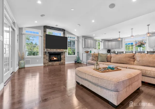 Photo 2 of Single family home for sale at 375 Kildare Dr, Toms River, NJ 08753 | MLS# 2700420R | Listing updated on 2026-07-21