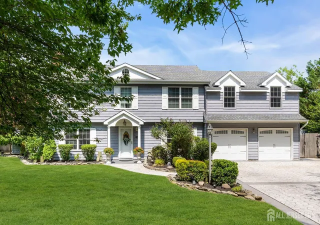 Photo 1 of Single family home for sale at 375 Kildare Dr, Toms River, NJ 08753 | MLS# 2700420R | Listing updated on 2026-07-21