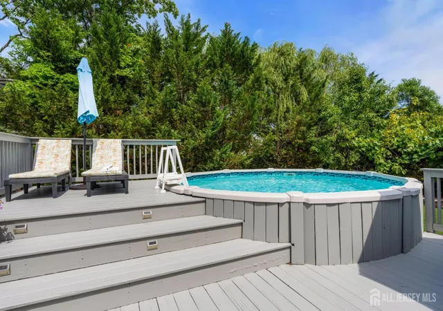 Photo 4 of Single family home for sale at 375 Kildare Dr, Toms River, NJ 08753 | MLS# 2700420R | Listing updated on 2026-07-21