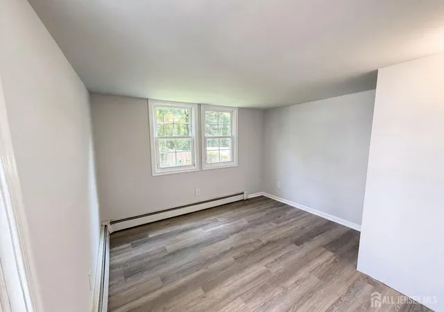 4th image of 936 Grove Ave, South Amboy, NJ 08879 | MLS# 2701057R
