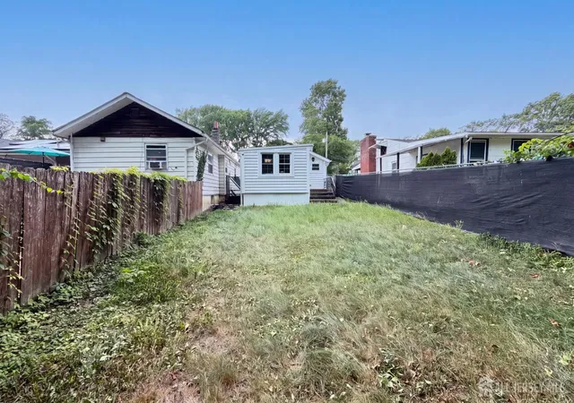 5th image of 936 Grove Ave, South Amboy, NJ 08879 | MLS# 2701057R