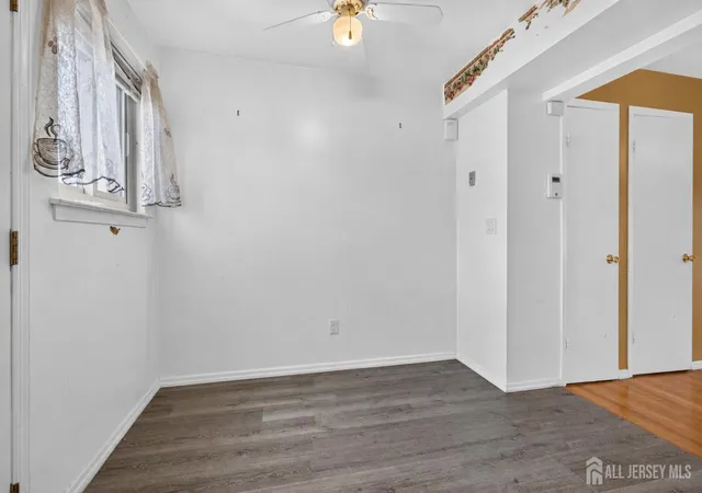 13th image of 809 N Oaks Blvd, North Brunswick, NJ 08902 | MLS# 2702138R