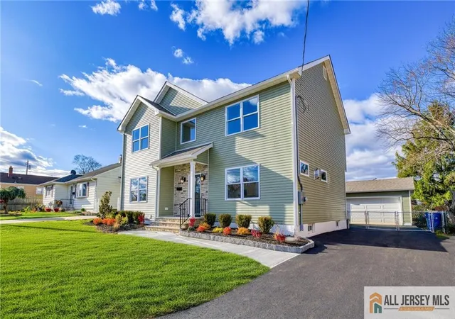 Photo 1 of Single family home for sale at 3 Lyons St, South River, NJ 08882 | MLS# 2661711M | Listing updated on 2026-06-08