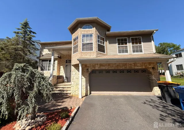 1st image of 125 Wainwright Dr, Matawan, NJ 07747 | MLS# 2615160R