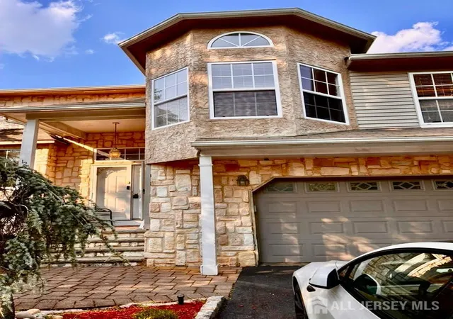 3rd image of 125 Wainwright Dr, Matawan, NJ 07747 | MLS# 2615160R