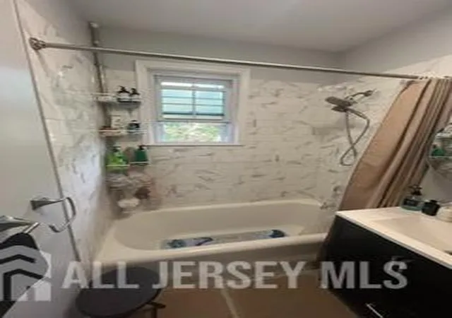 Homes for sale in Franklin Twsp, NJ | 94 Rodney Ave, Franklin Twsp, NJ 08873 | MLS# 2700204R