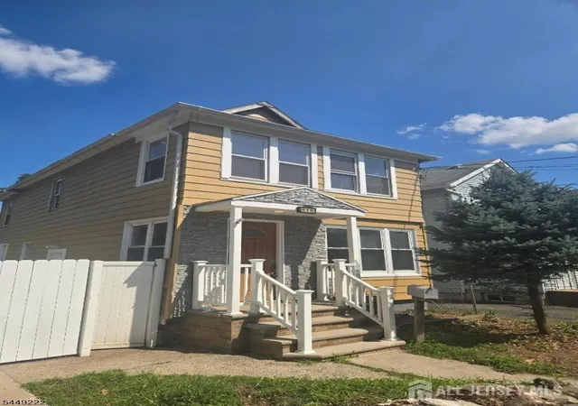 1st image of 813 George St, Plainfield, NJ 07062 | MLS# 2701709R