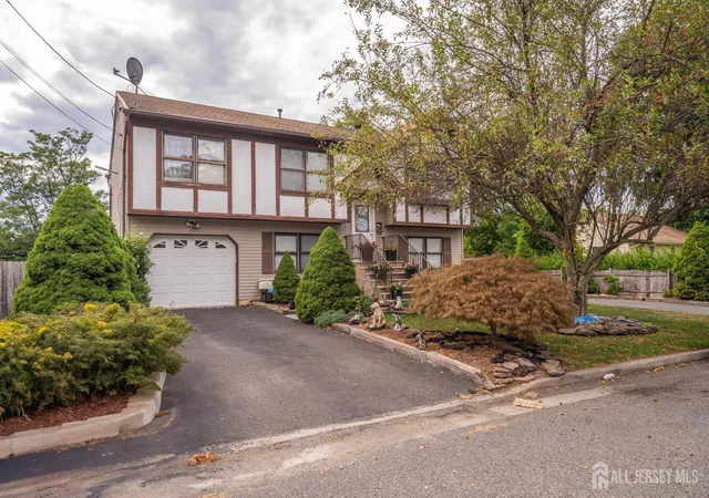 2nd image of 1 Hall St, Piscataway, NJ 08854 | MLS# 2603450R