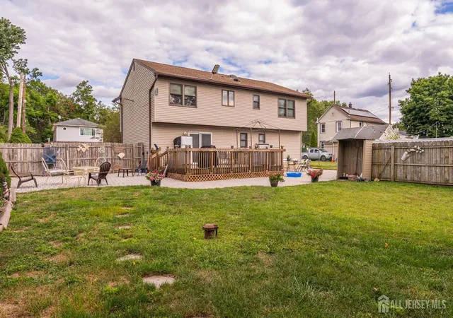 3rd image of 1 Hall St, Piscataway, NJ 08854 | MLS# 2603450R